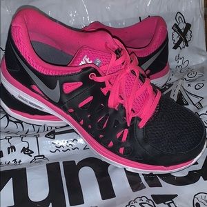 Nike Dual Fusion Shoes